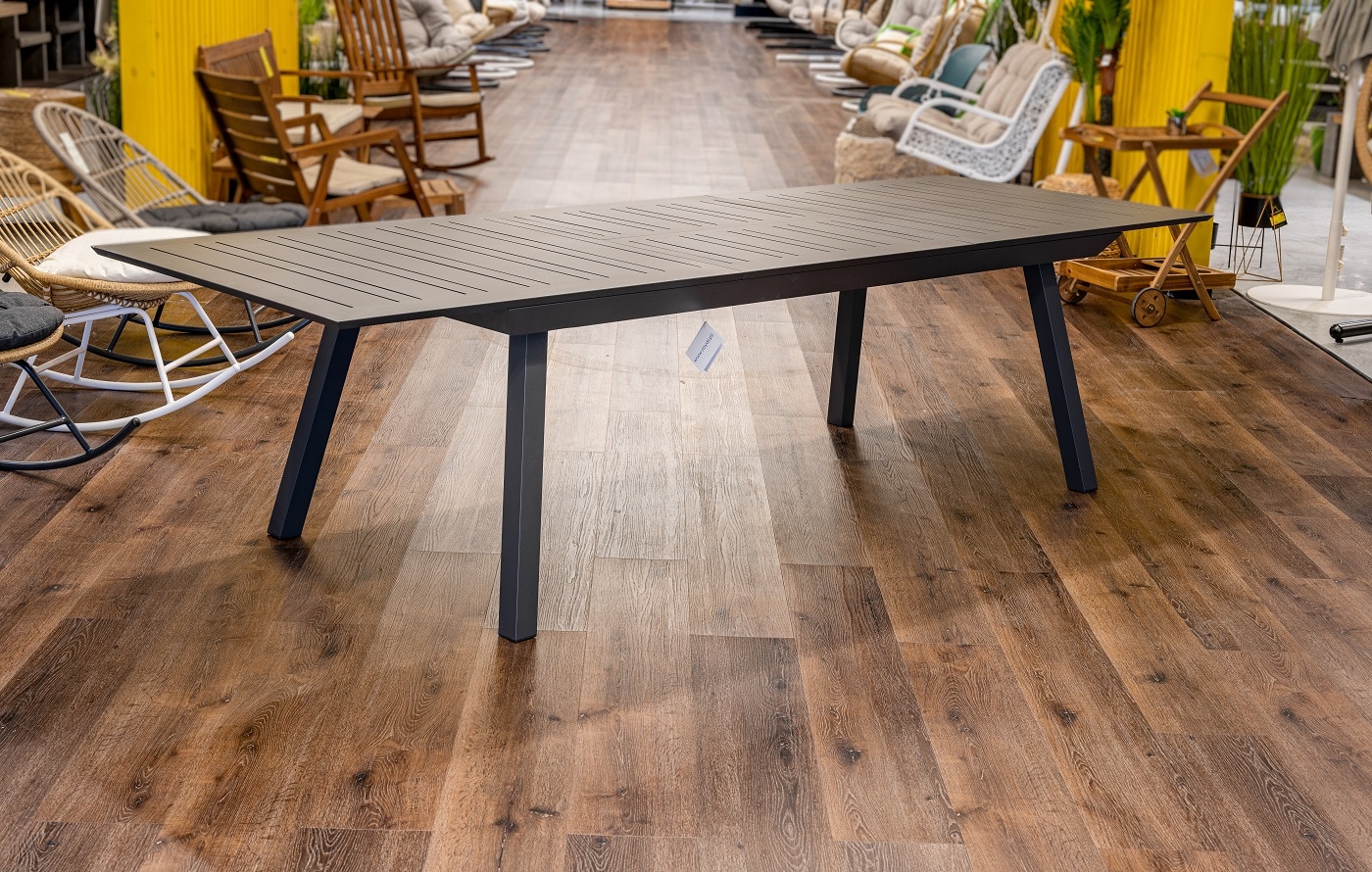 שולחן דלהי נפתח בשילוב 6 פרייד