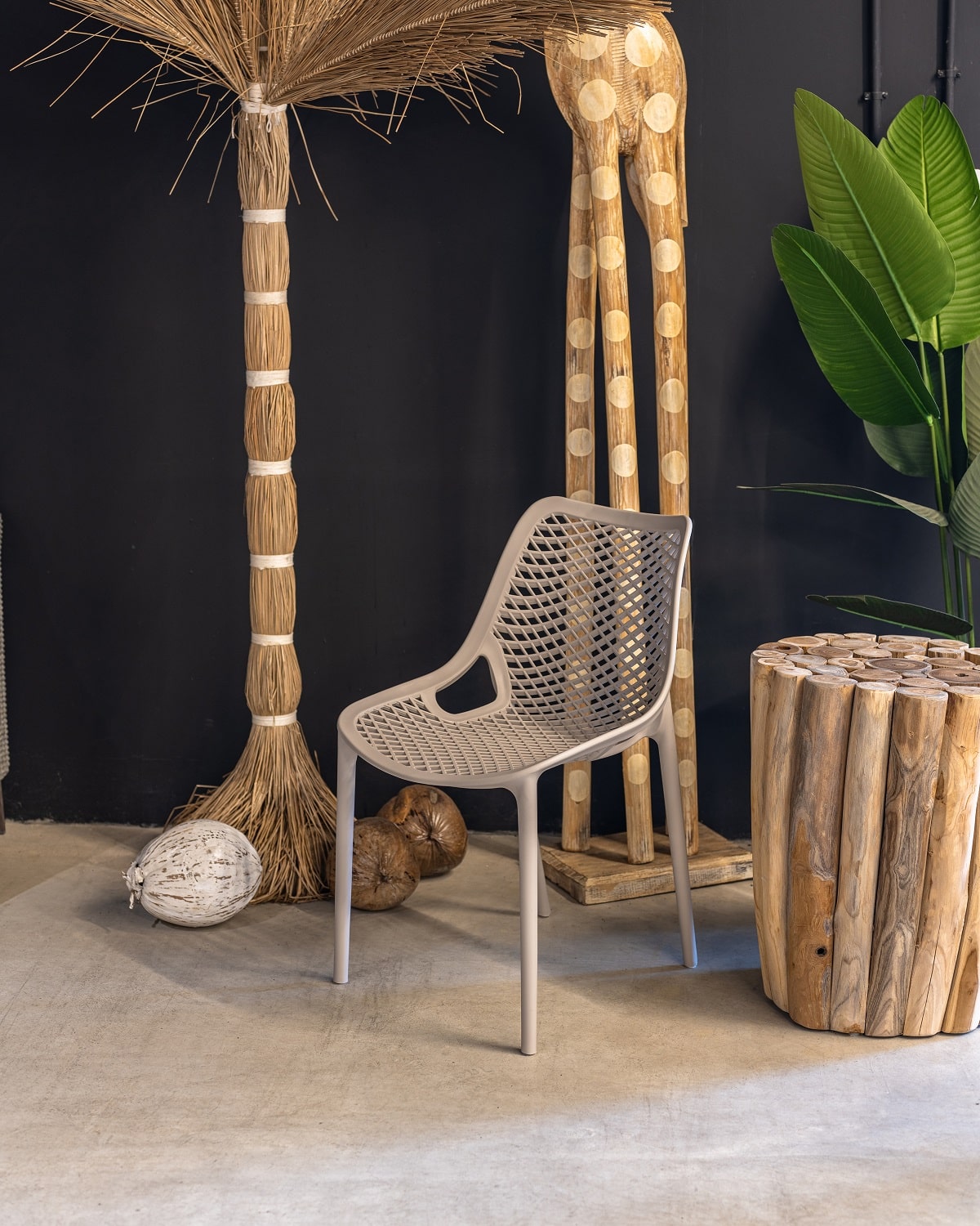 כיסא מעוצב דגם פרייד במגוון צבעים