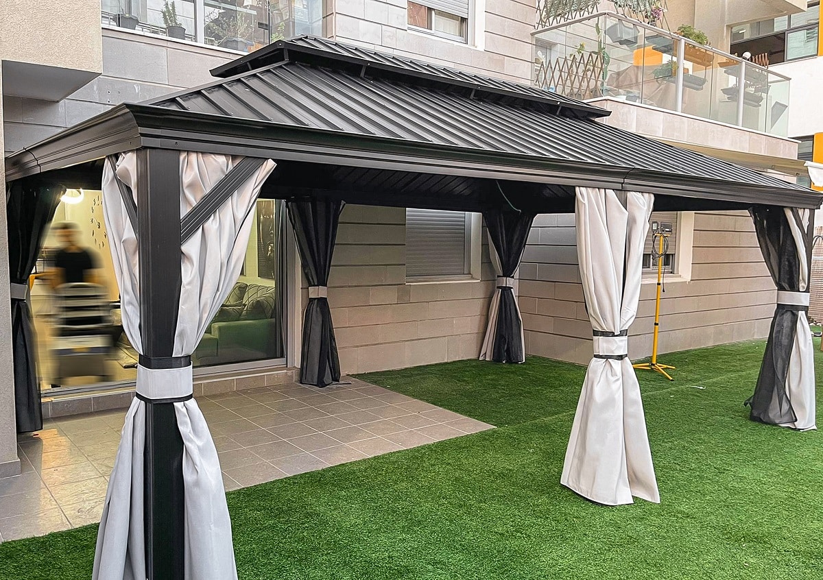 גזיבו אלומיניום דגם קנזס דלוקס 3.65X6 מטר