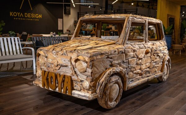 רכב מעץ טיק