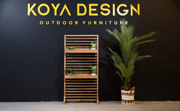 מעמד לצמחיה מעץ טיק