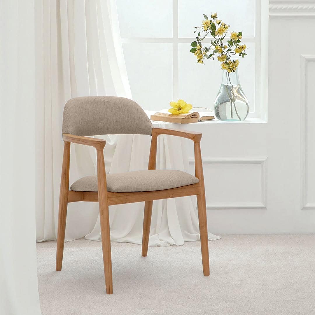 כיסא קנדי מרופד