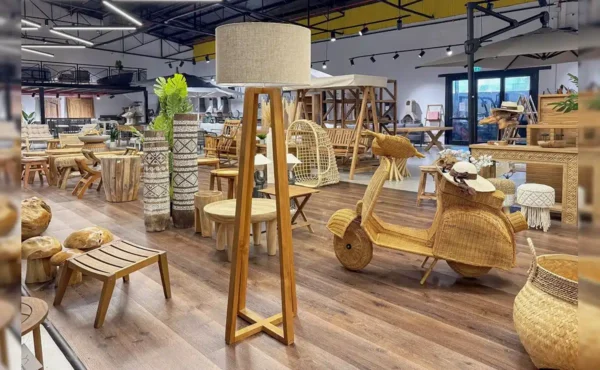 מנורת רצפה מעוצבת