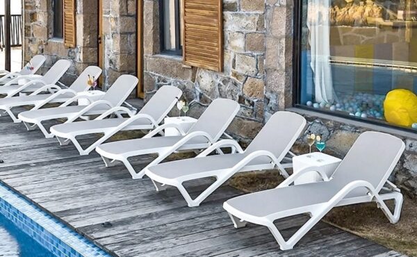 מיטת שיזוף דגם מיקונוס