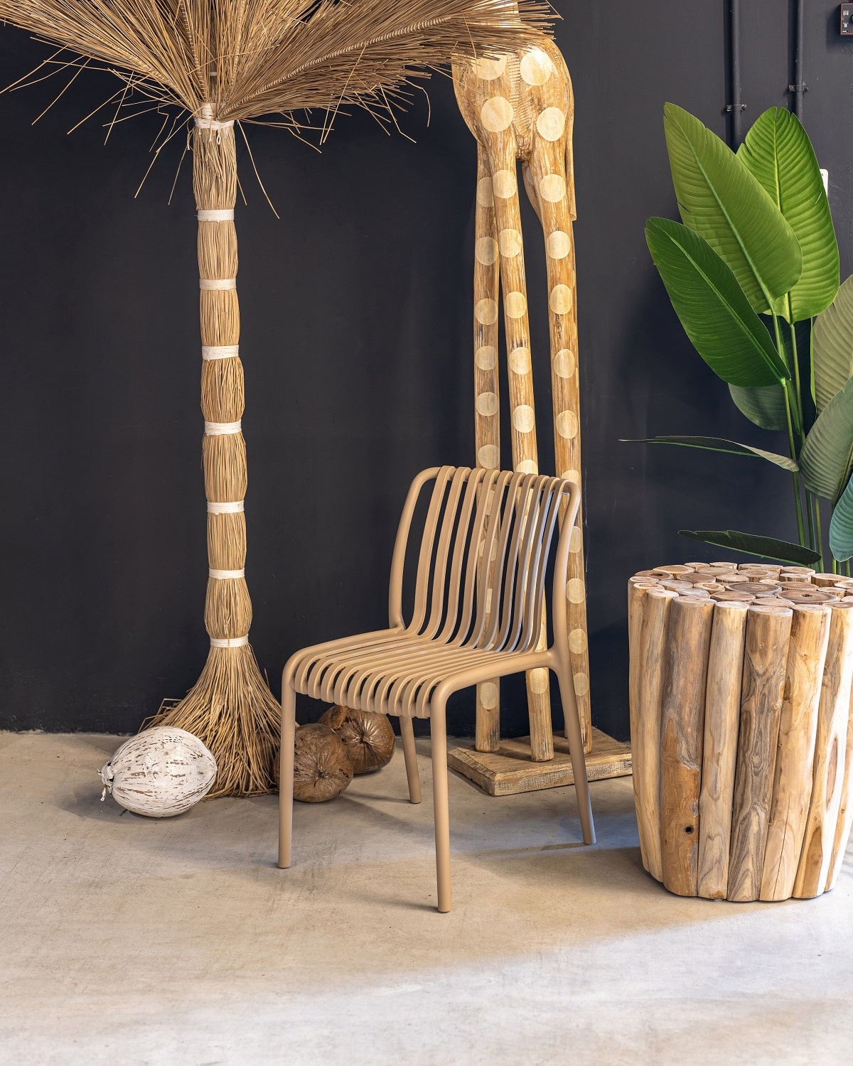 כיסא מעוצב דגם דיווה