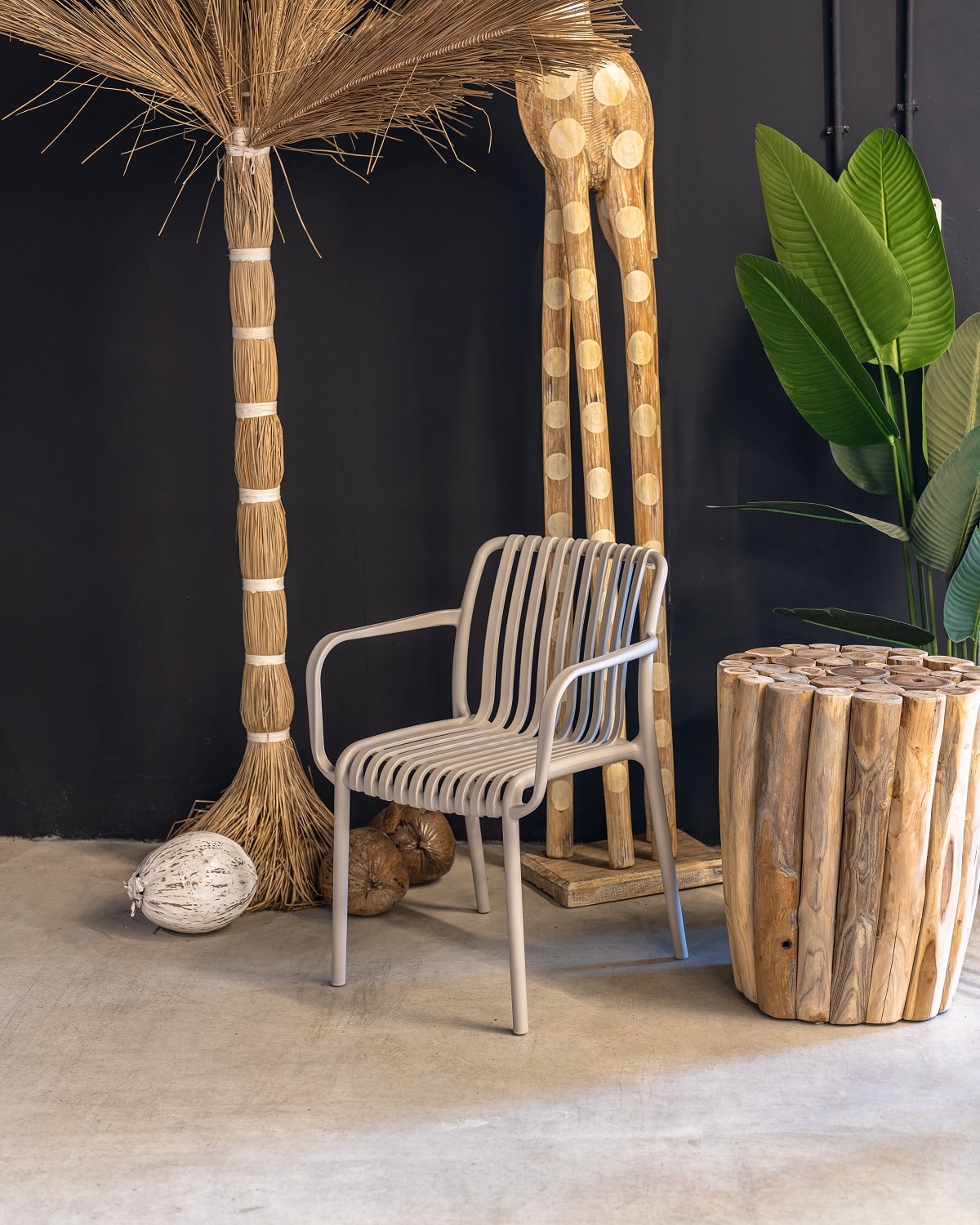 כיסא מעוצב דגם דיווה משענות